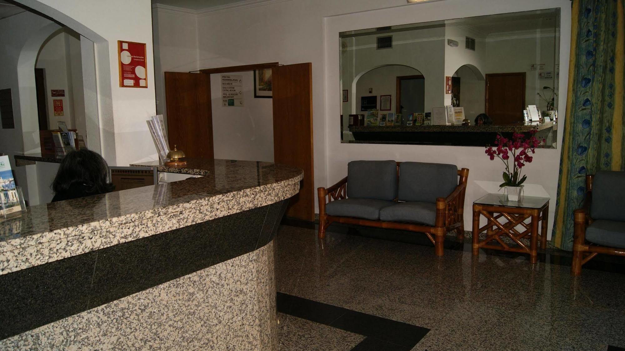 ホテル Colina Do Mar アルブフェイラ エクステリア 写真